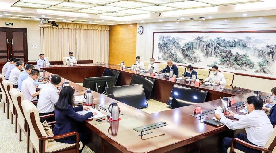 ������ί��ǲ����ھ��������в�����ҵ����̸���������������ܲ����Ƿ���������